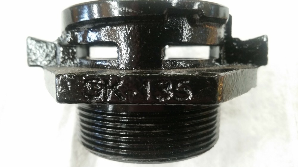 Lund Lockable Vented fuel cap with 2" base
