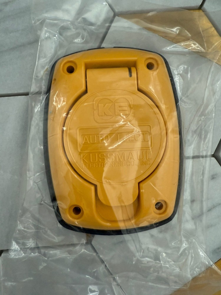 Kussmaul  091-55-187 Auto Eject Cover