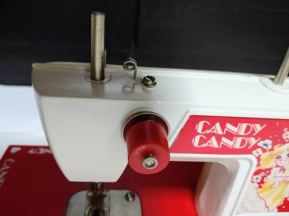 Candy candy sewing machine, operation confirmed, battery included