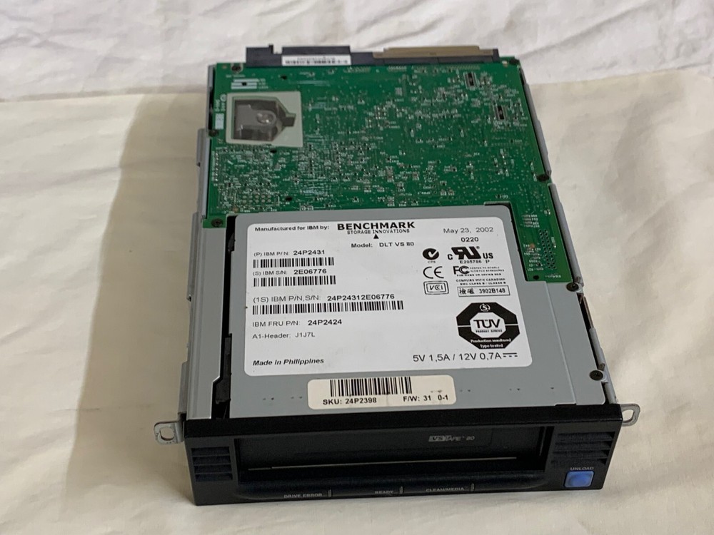 BENCHMARK STORAGE INNOVATIONS DLT VS80 DLT VS80 40/80GB Internal Drive
