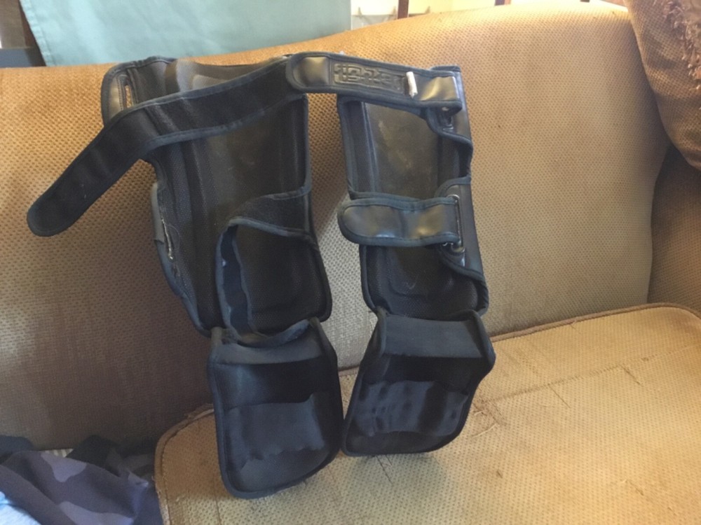 Fighter kick fighting leg pads