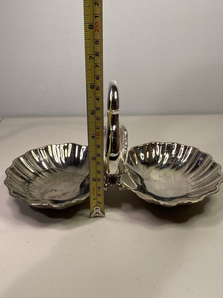 Beautiful Vintage 2 Section Appetizer Dish Swan Pick Holder Center Silverplate