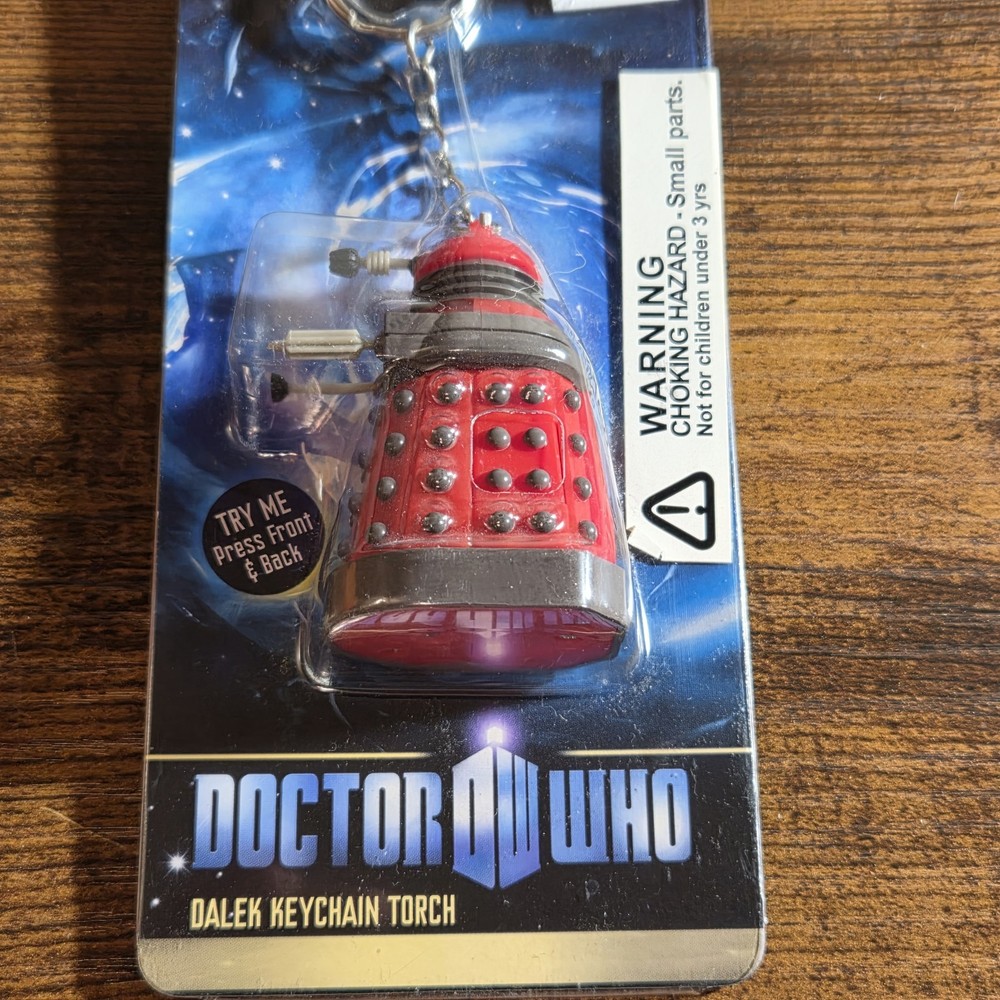 Doctor Who Dalek Keychain Torch Flashlight In Package