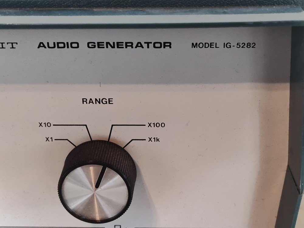 Heathkit Audio Generator model IG-5282