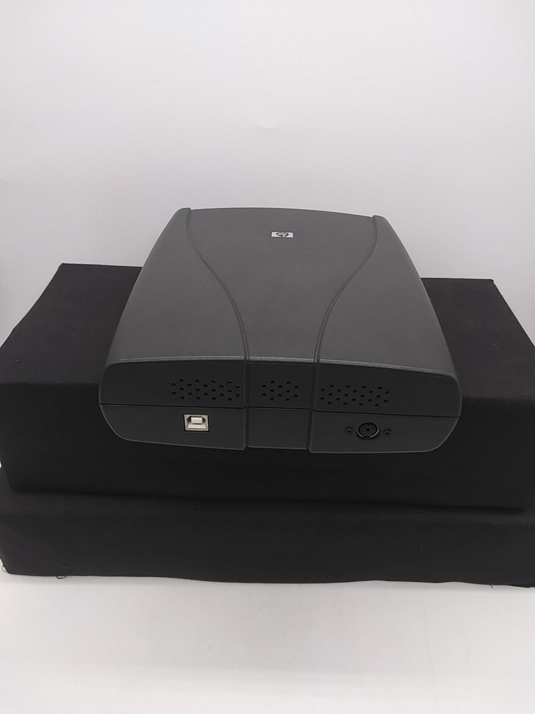 HP DVD1040 External Super Multiformat LightScribe DVD Writer Untested No Cords
