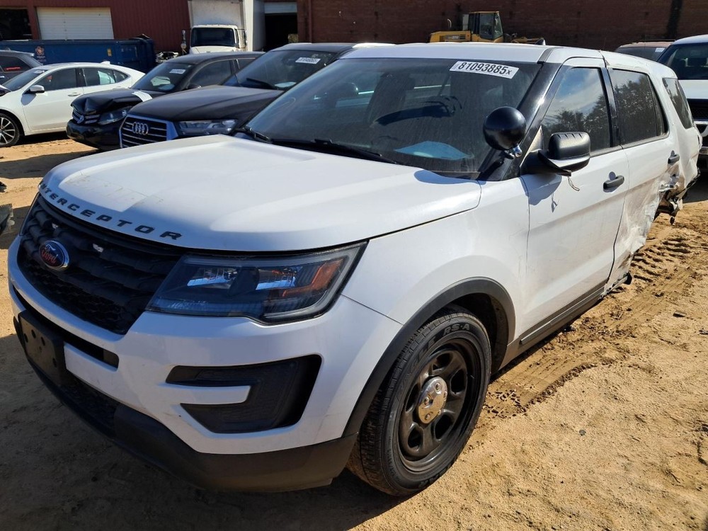 EXPLORER 2018 Glove Box 4844487