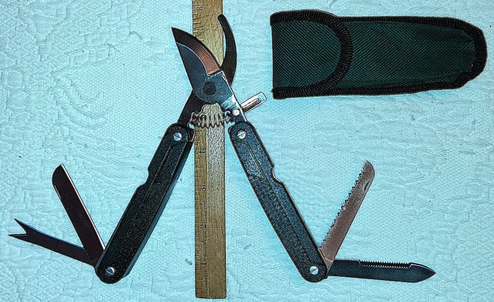 Pruning Shears With Sheath,8" Long, 4.5" Folded