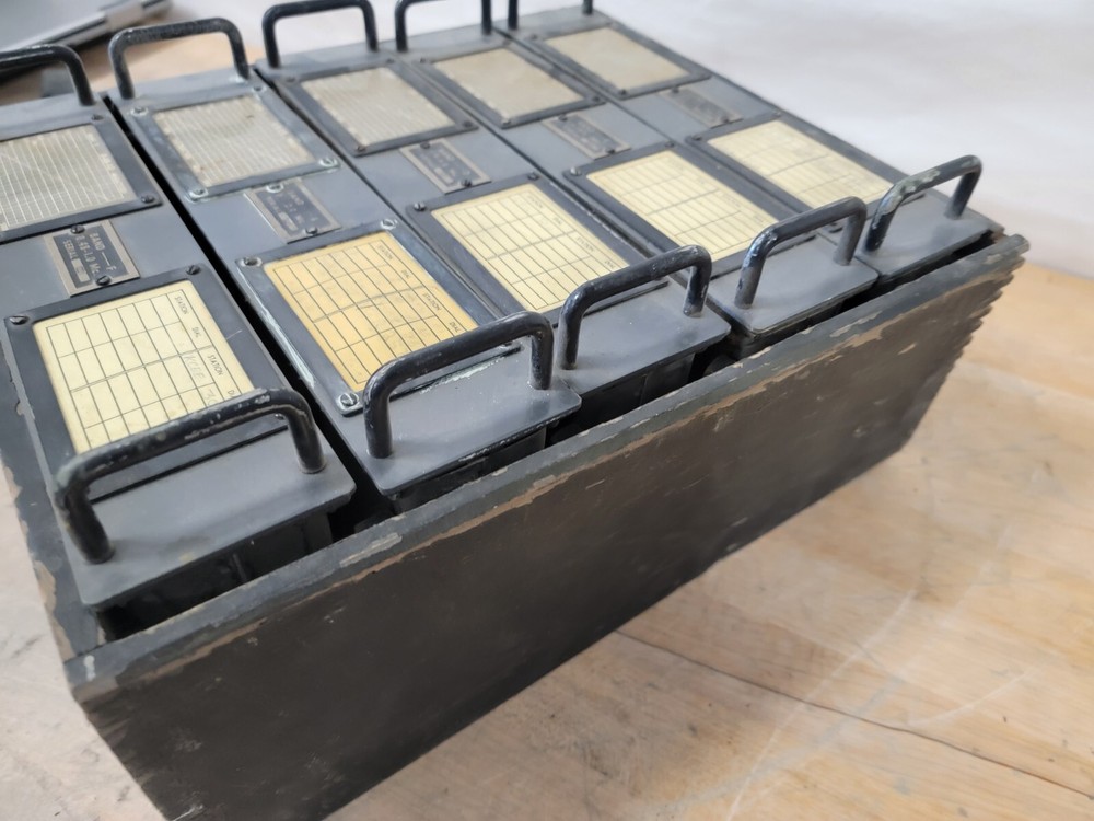 US Army Signal Corps Changeable Band Radio Transmitter W/ Modules! See All Pics!