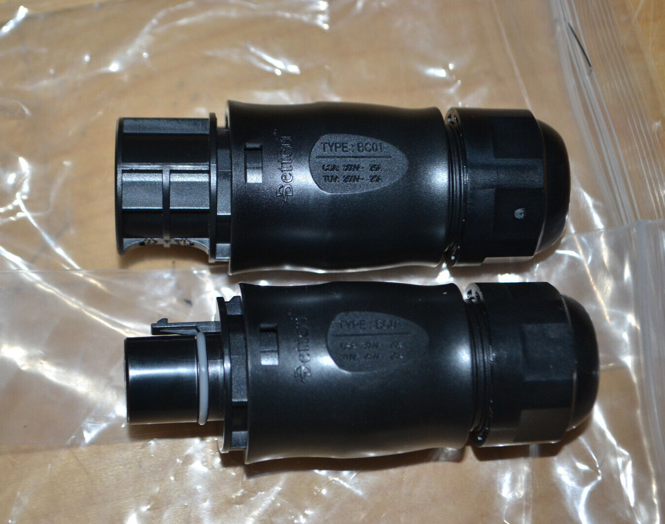 Betteri BC01 Socket Plug Set Photovoltaic Connector 8.5x5x2cm ABS AC Male/female