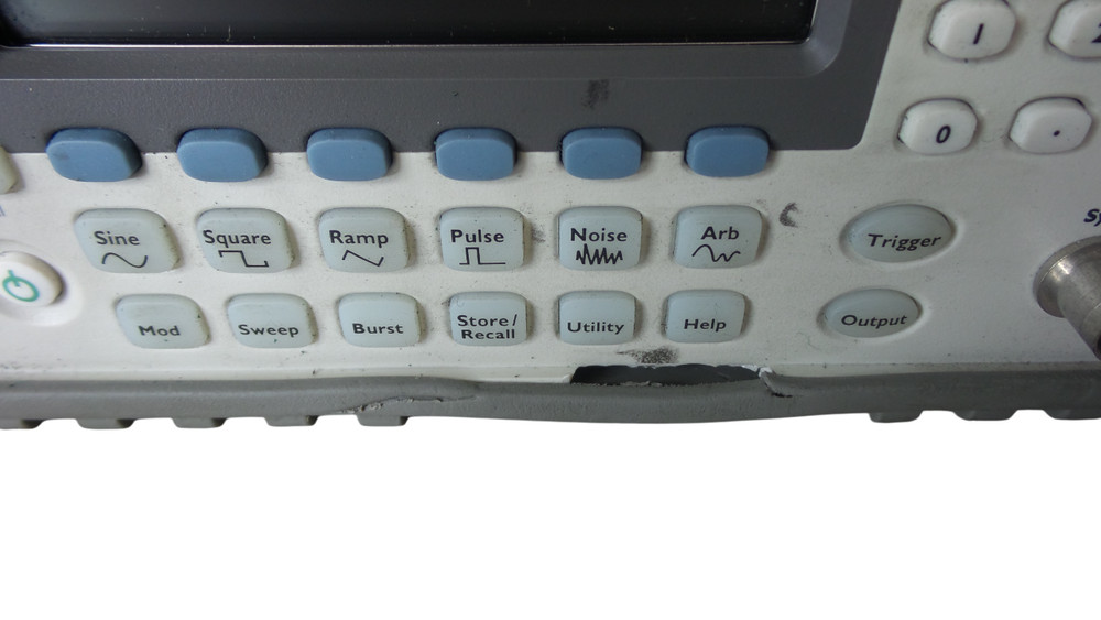 AGILENT 33250A 80 MHz Function / Arbitrary Waveform Generator - Free Shipping