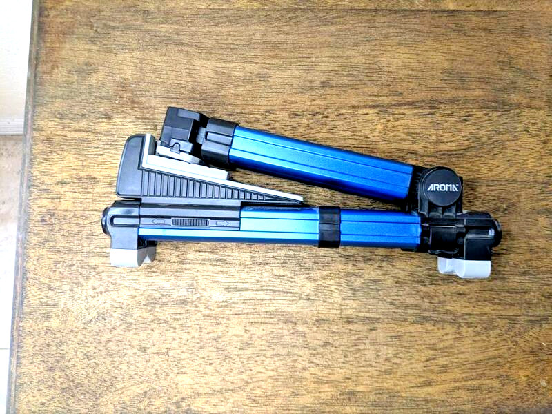 Folding Adjustable Universal String Instrument Guitar Stand, Non-slip