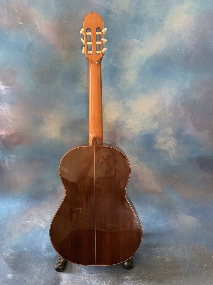 Raimundo Classical Guitar 146