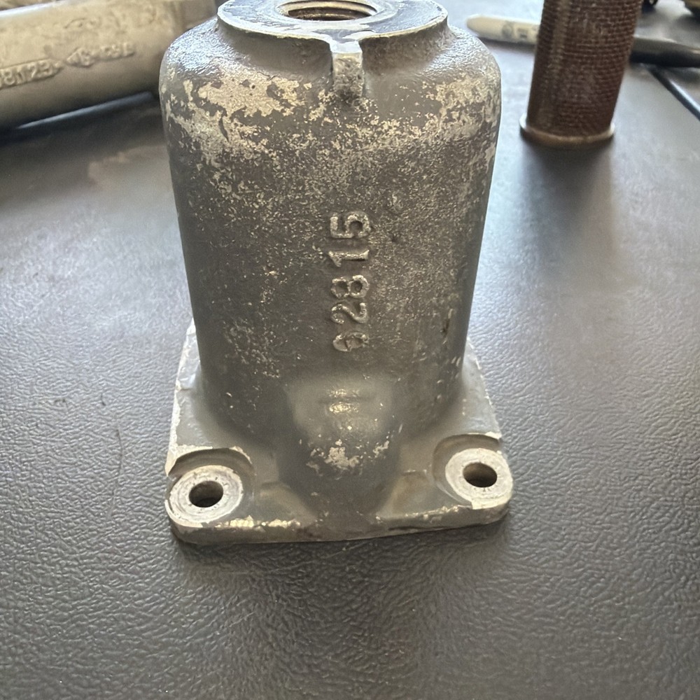LYCOMING 62815 OIL FILTER HOUSING AND FILTER