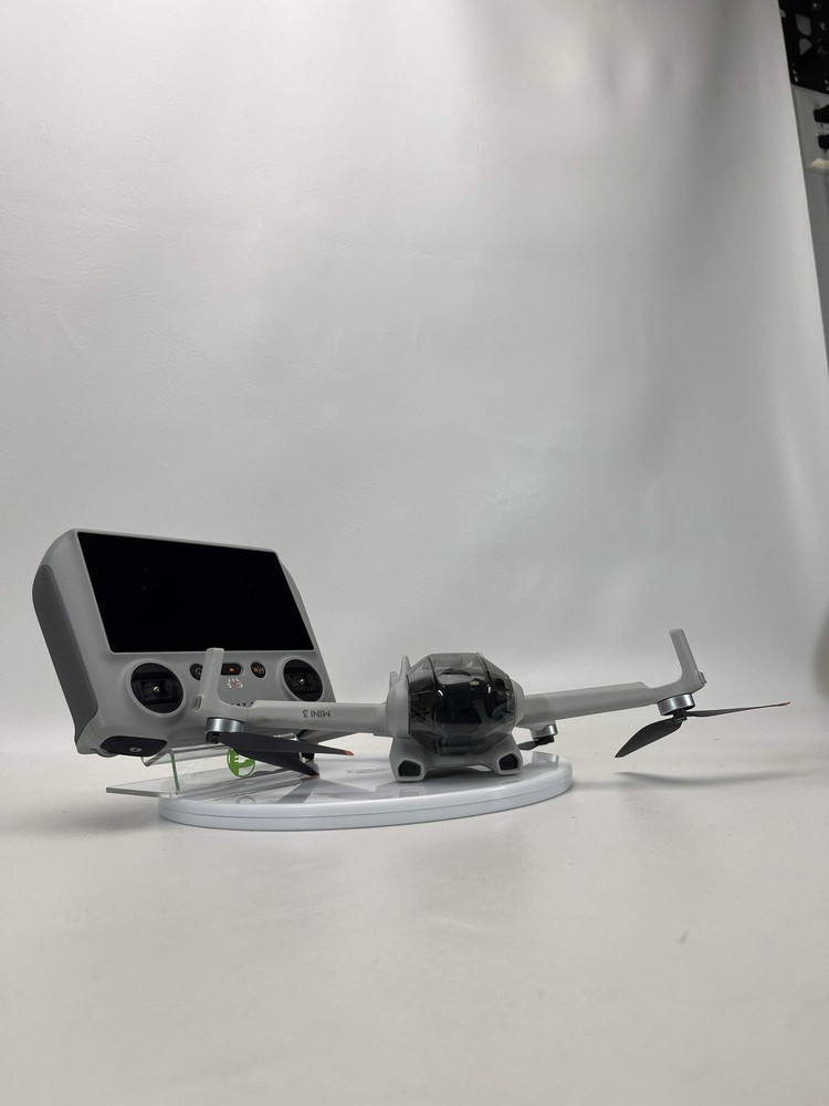 Broken DJI Mini 3 Drone and Controller CP.RC.00000005.01