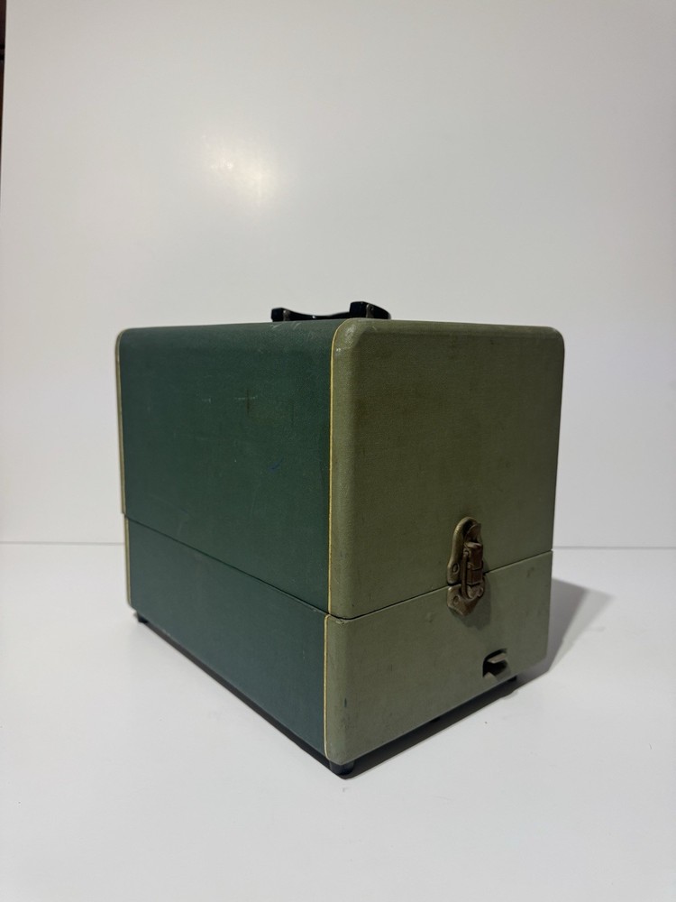 Vintage Argus 300 Projector With Case - Tested Working