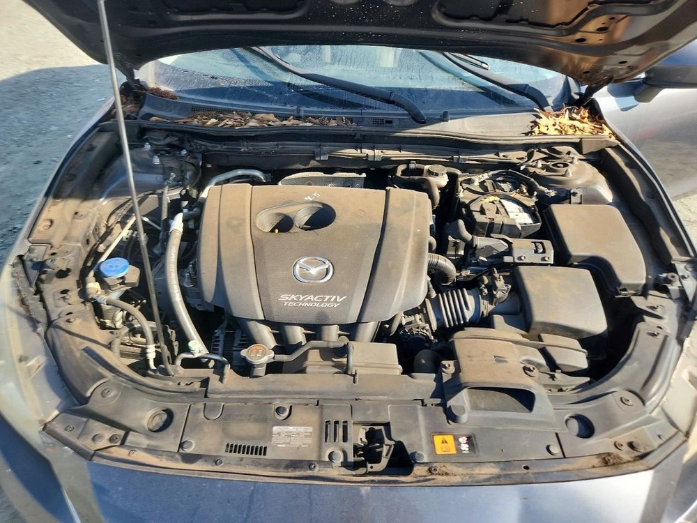 3 2014 Glove Box 5015574