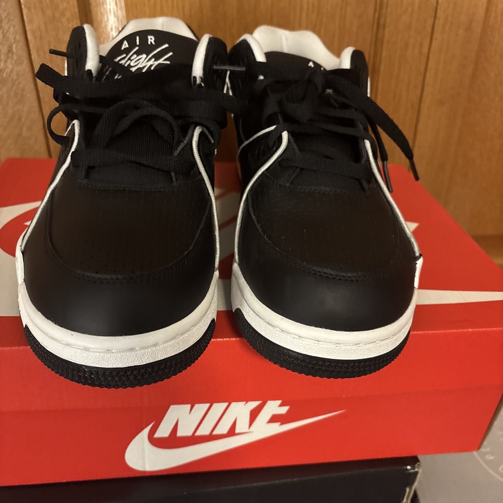 Size 11.5- Nike Air Flight 89 Low Oreo