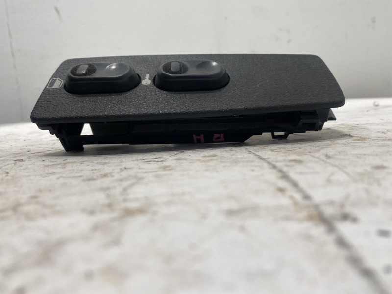 2016 Freightliner Cascadia Power Window Switch (745-10164)