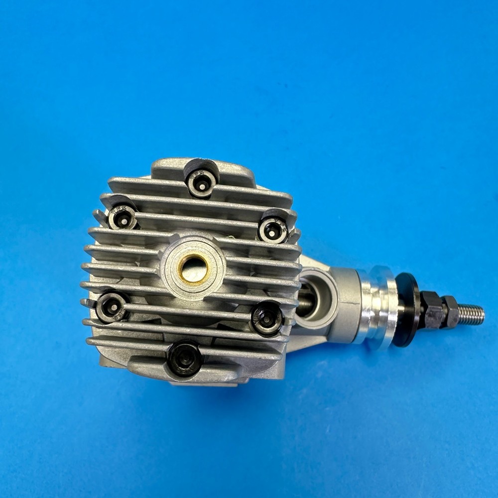 Magnum Engine XLS 91A 2-stroke NIB