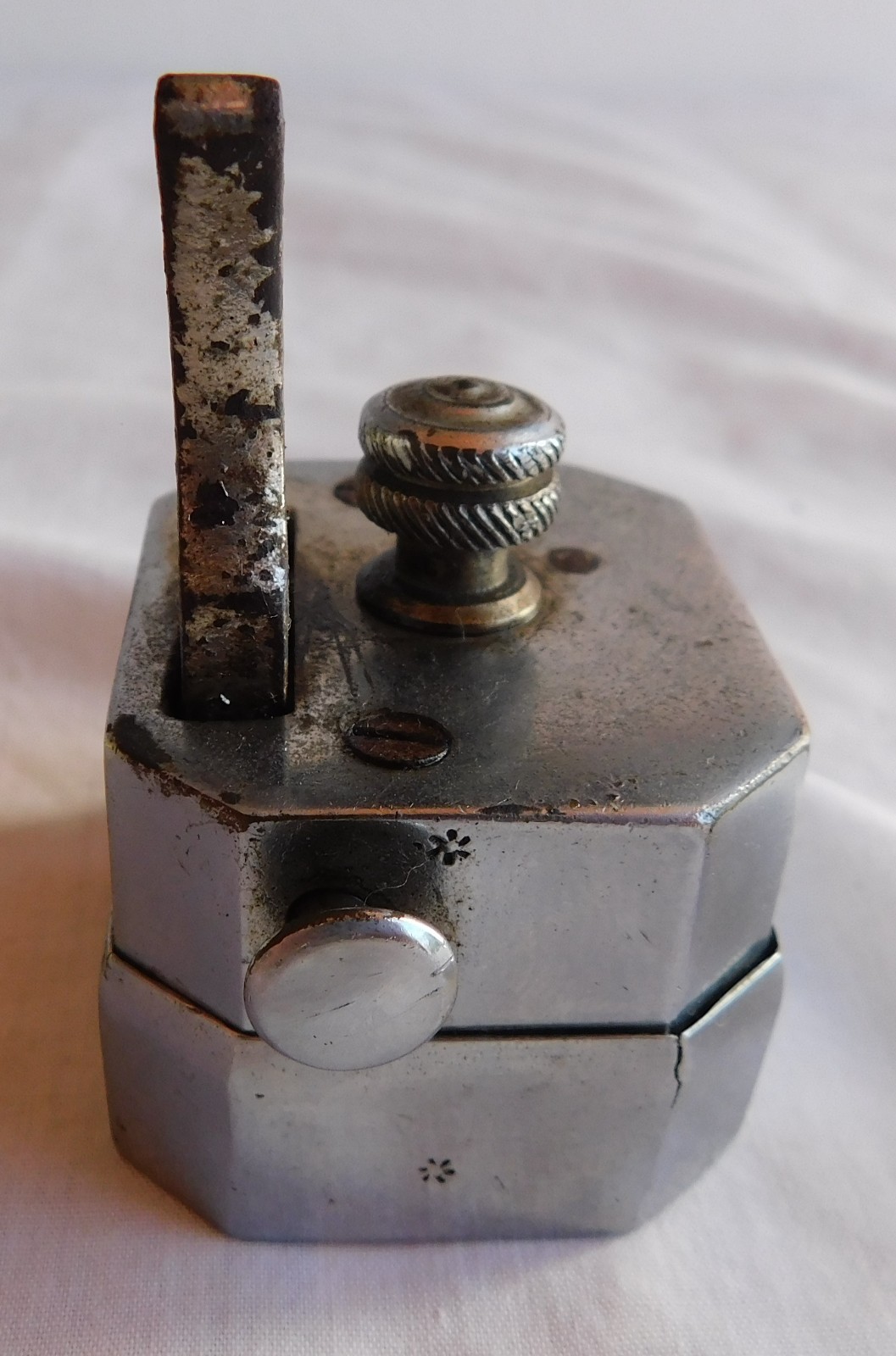 EARLY 20TH CENTURY 12 BLADE SCARIFICATOR BLEEDING IN WORKING ORDER, FOR RESTORE