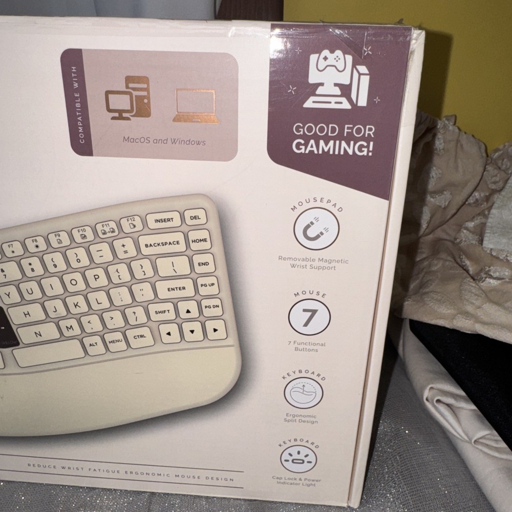 Luxe + Willow Essential Tech Ergonomic Wireless Keyboard Mousepad Mouse Cream