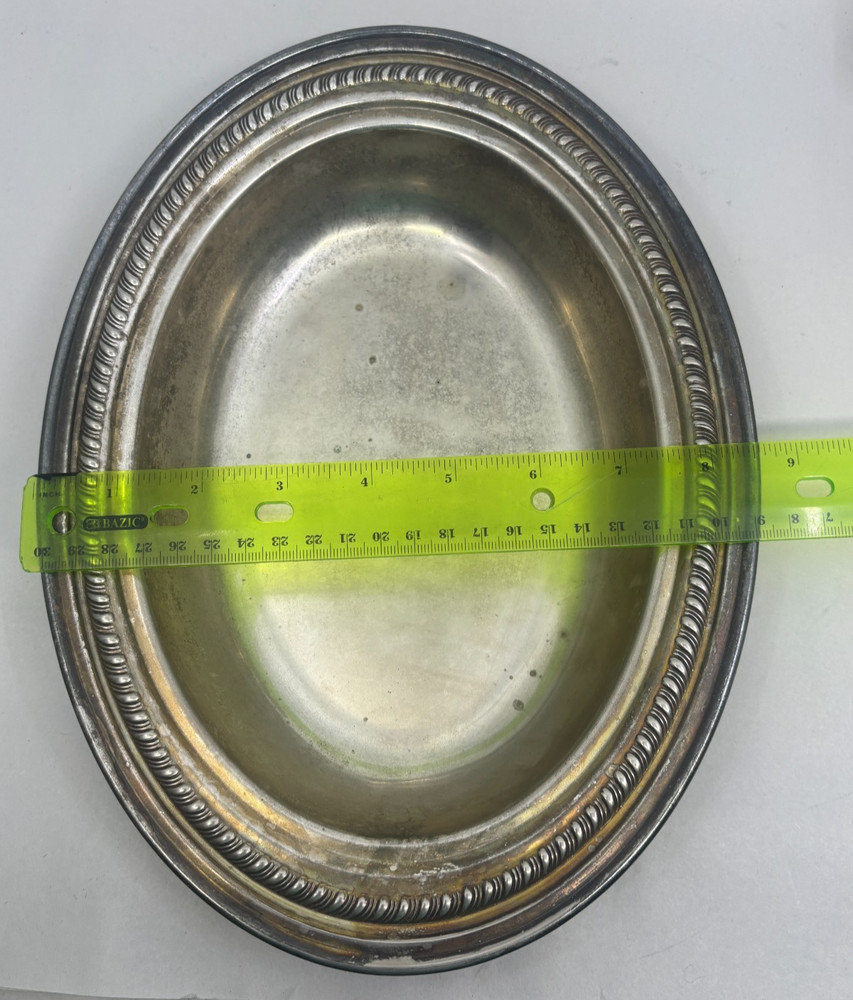 Silverplate Covered Oval Serving Dish with Handles on Lid Gadroon Border