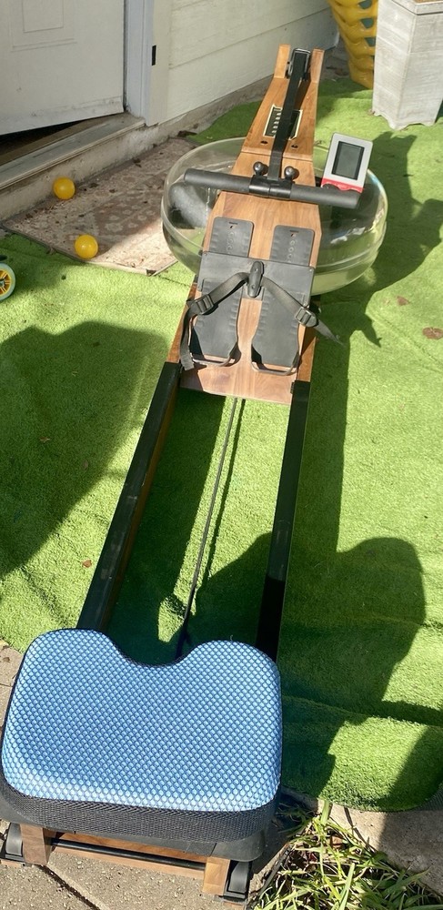 Dr. Rudolf Water Resistance Rower Machine
