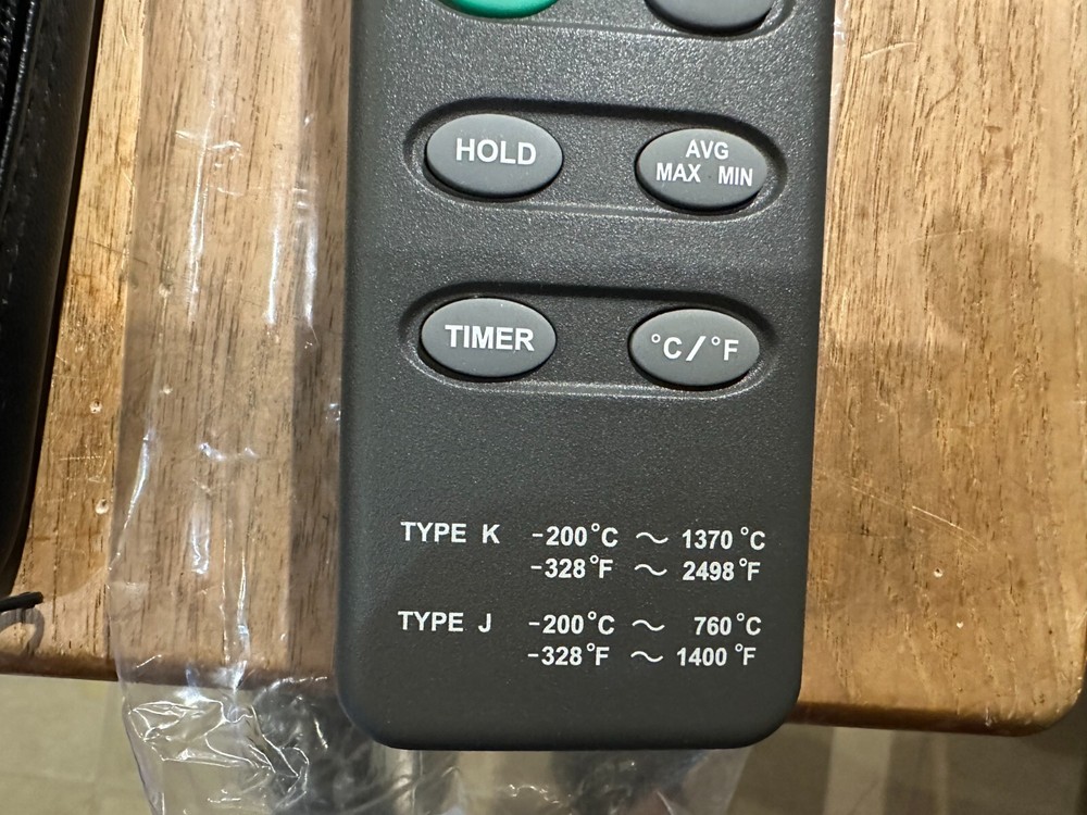 SPER Scientific 800005 Type K & J Thermometer - UNUSED