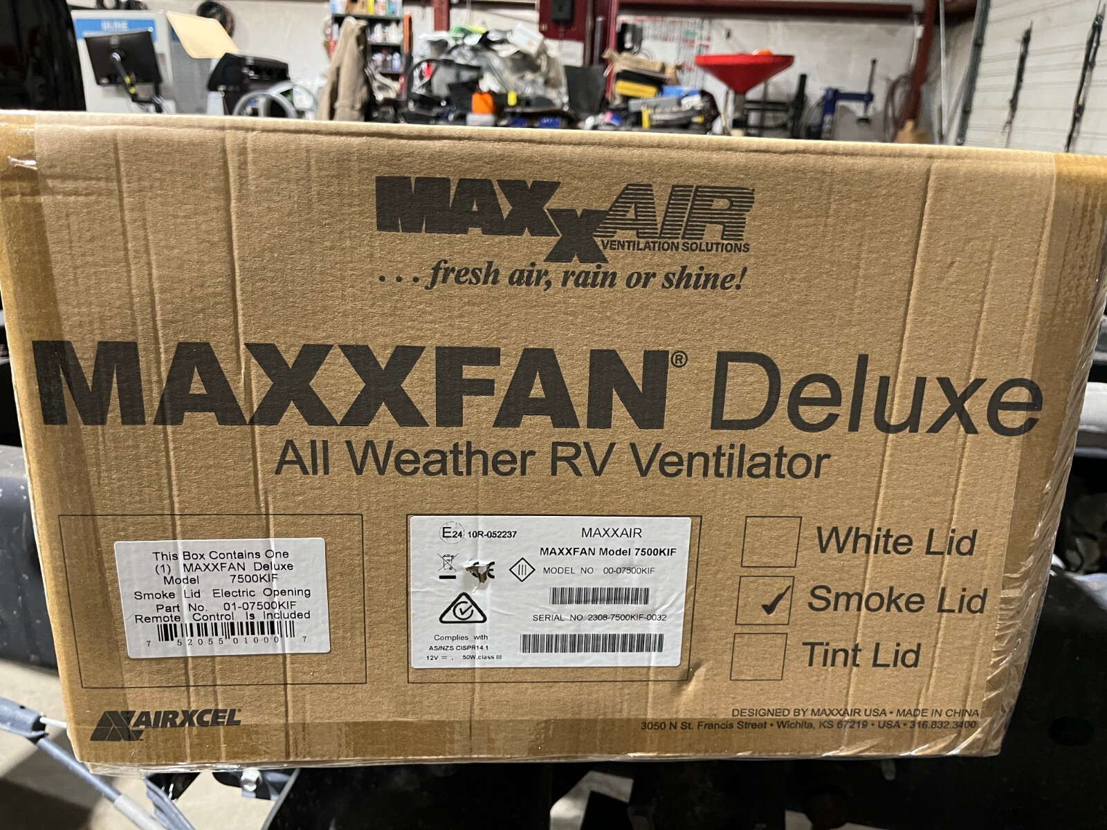 Maxx Air MaxxFan Vent Fan Deluxe 10 Speed with Thermostat Remote 7500K Smoke