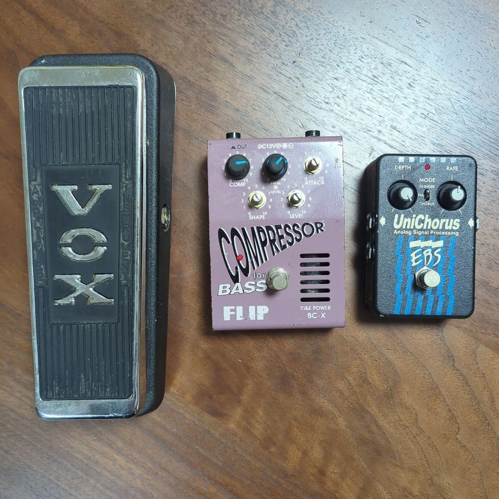 VOX Wah Pedal, EBS UniChorus, FLIP Compressor 3-Piece Set