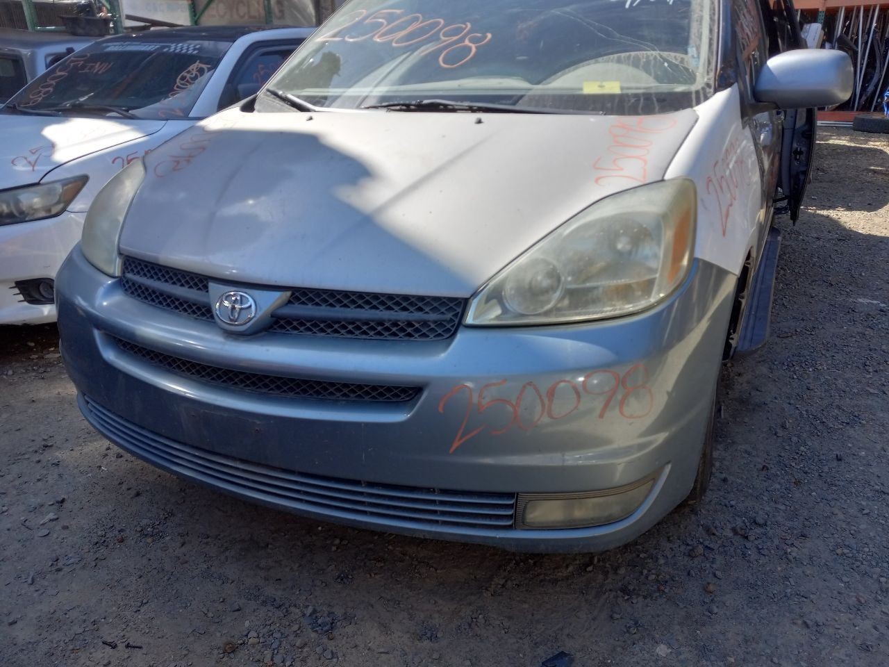 06-10 TOYOTA SIENNA LE ROOF DISPLAY DVD ENTERTAINMENT TV SCREEN