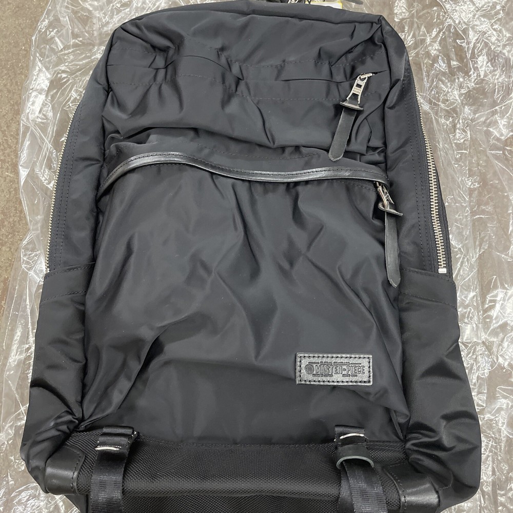 Master piece lighting zip backpack black