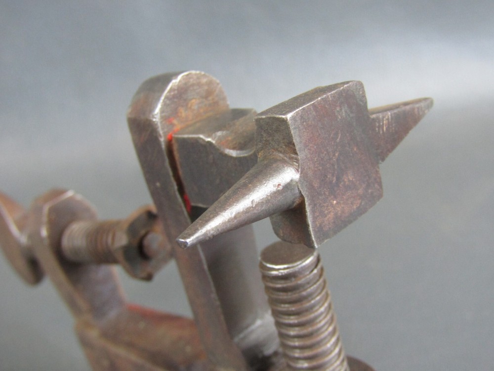 Vintage small bench or table vice & anvil silversmiths watch makers old tool