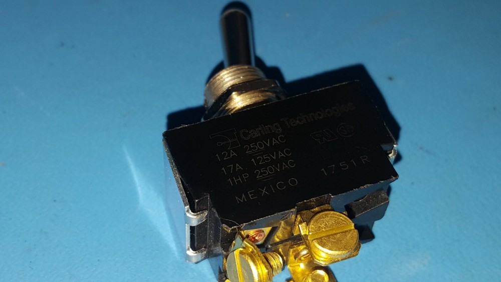 Toggle Switch 2GK54-73, Carling, 17A, 125V, DPST ON-OFF Panel Mount