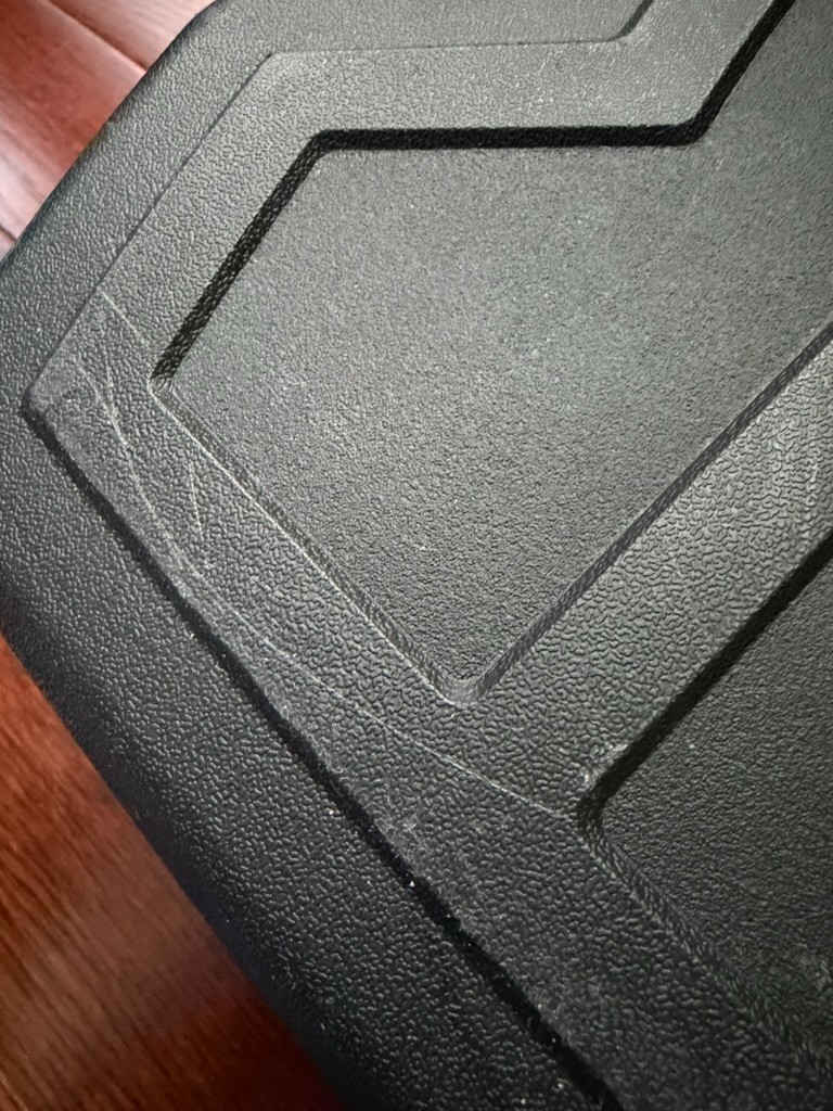 Wiha 31592 24 Piece Insulated Tool Set with case and soft padded foam Metric