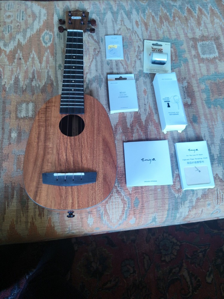 Enya Pineapple Soprano Ukulele EUP-X1 HPL Koa
