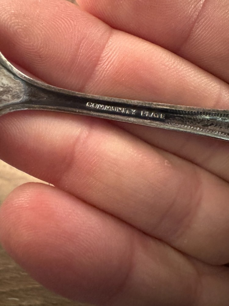 Community Plate Silverplated Teaspoon Grosvenor Pattern