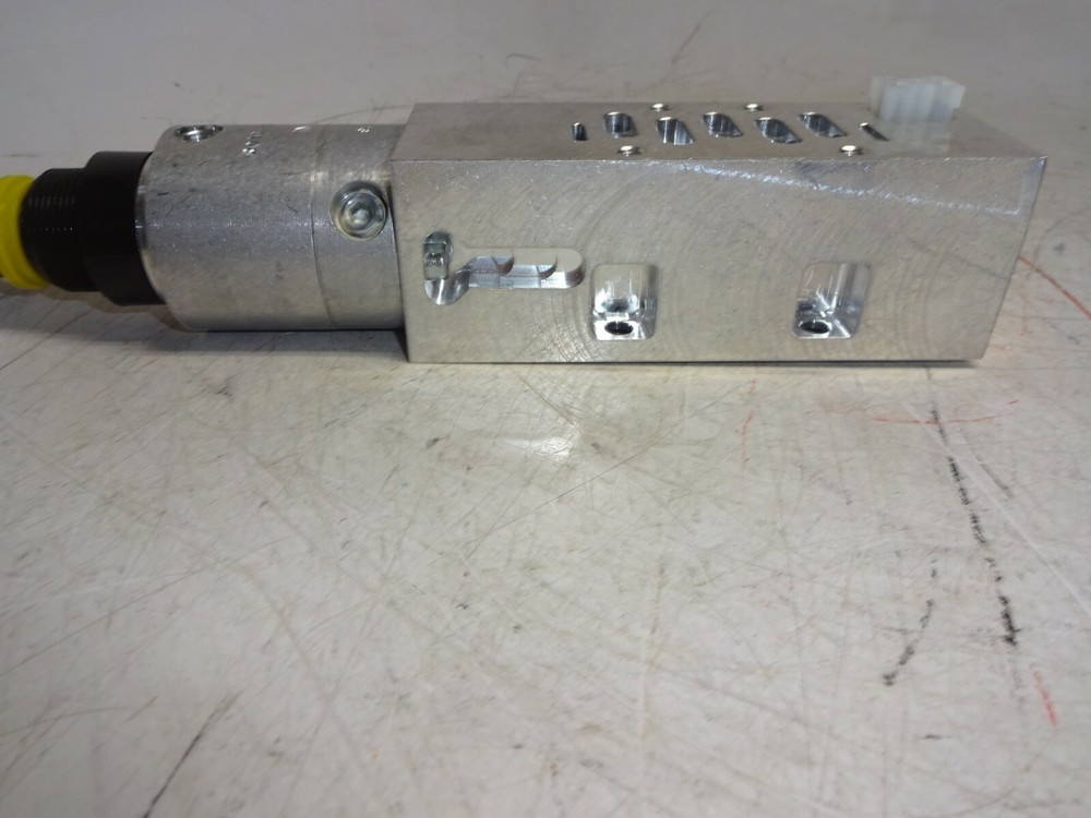 Aventics R432039186 Single Regulator