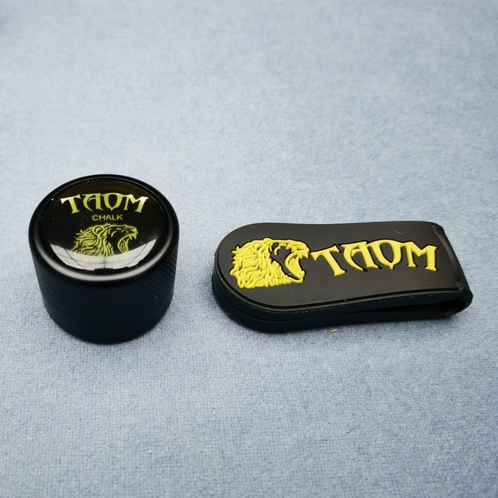TAOM Billiards Accessories Pool Chalk Magnetic Holder Round Practical Tool