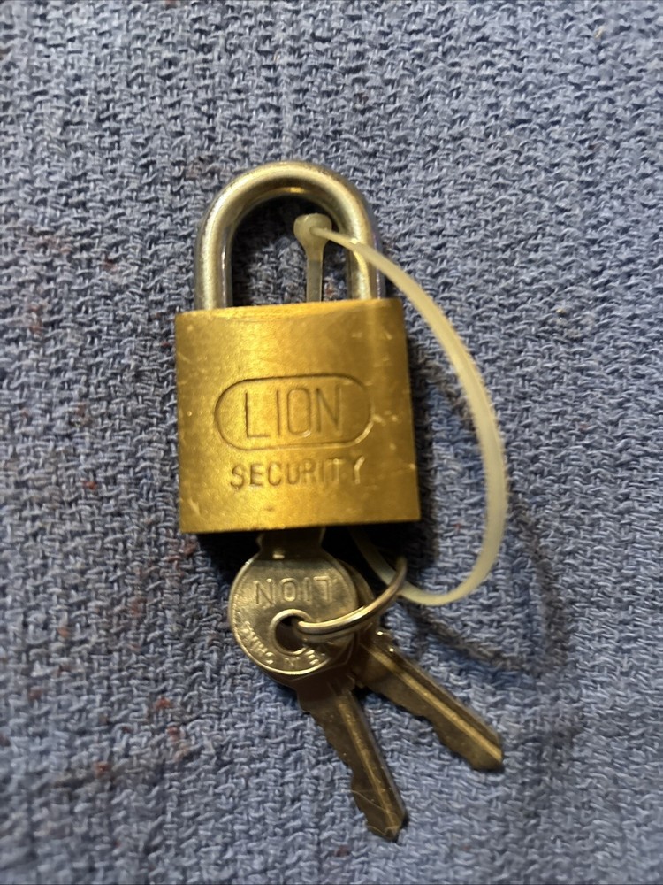 LION SECURITY Brass PADLOCK Lock w/ 3-Keys Clean