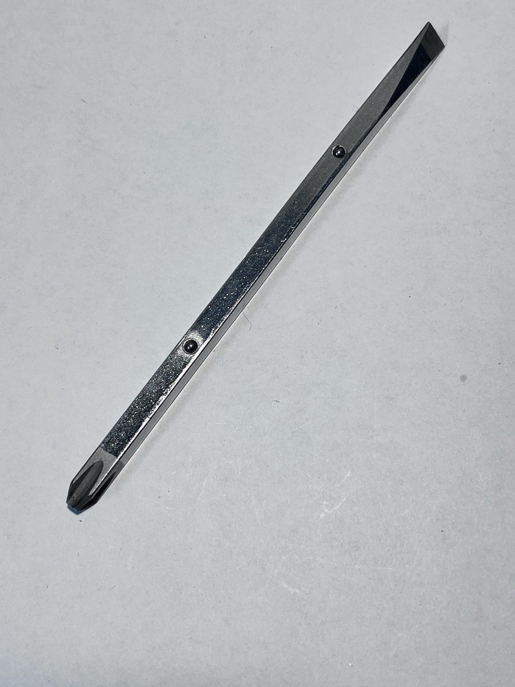 Snap-On Tools USA SSDD44-2A 5/16" & P3 Phillips Reversible Blade Read