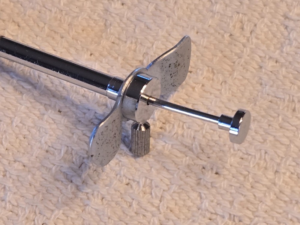 18" Manual Locking Shutter Cable Release