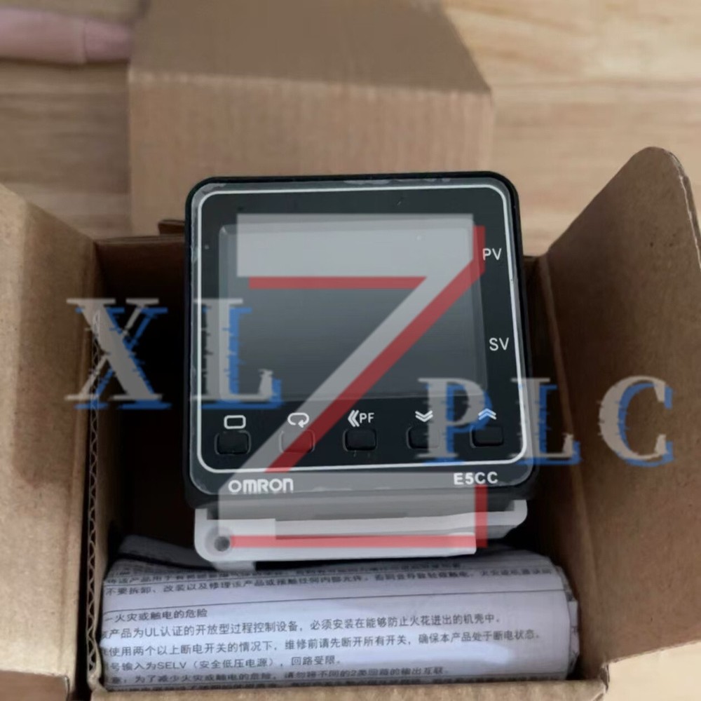 1PCS New Omron E5CC-QX2ASM-800 100-240VAC Temperature Controller In Box*