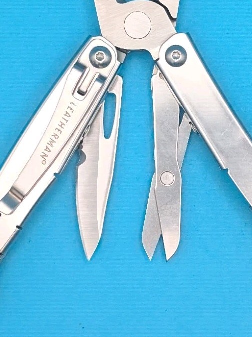 LEATHERMAN WINGMAN MULTI-TOOL! FAST SHIPPING!