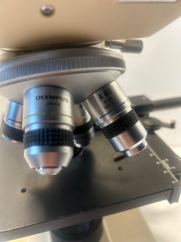 Olympus CH Binocular Laboratory Microscope 50, 60 Hz