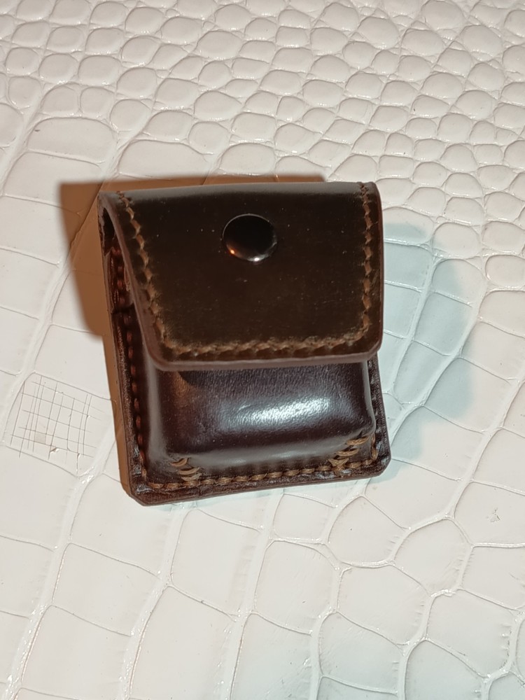 Handmade rigid leather keychain, keychain..