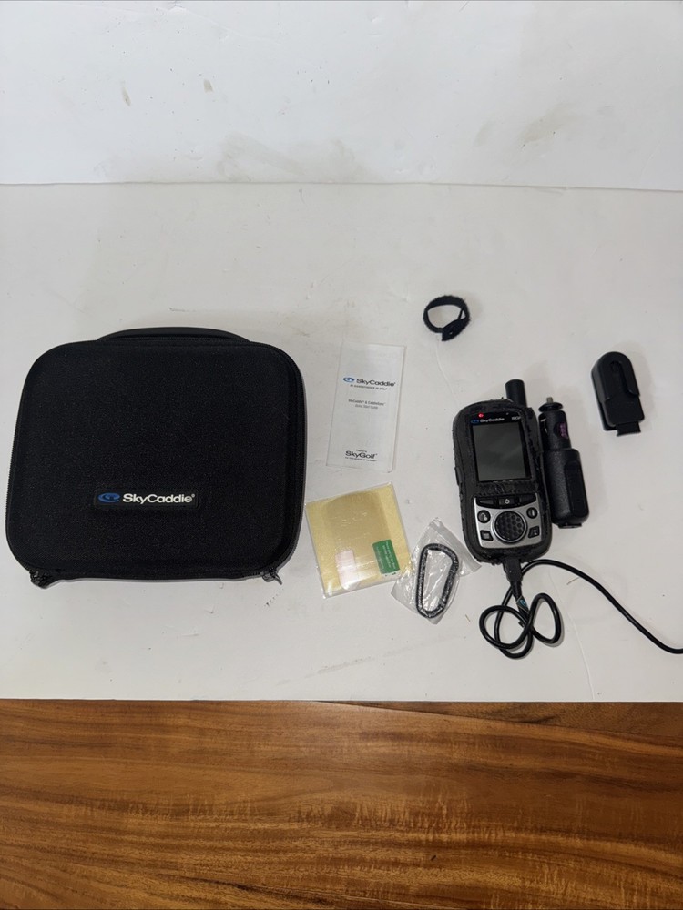 SkyCaddie SG5 GPS Device With Case