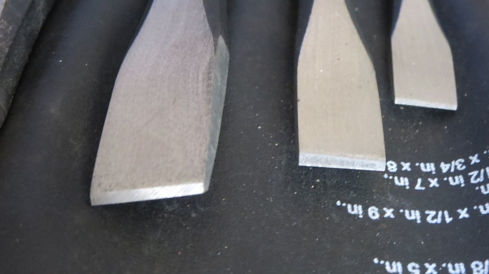 PUNCH & CHISEL SE 13 pieces [ 1 missing from set. ] All useful sizes.
