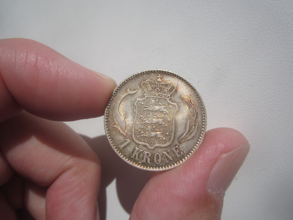 HIGH GRADE 1892 DENMARK 1 KRONE SILVER