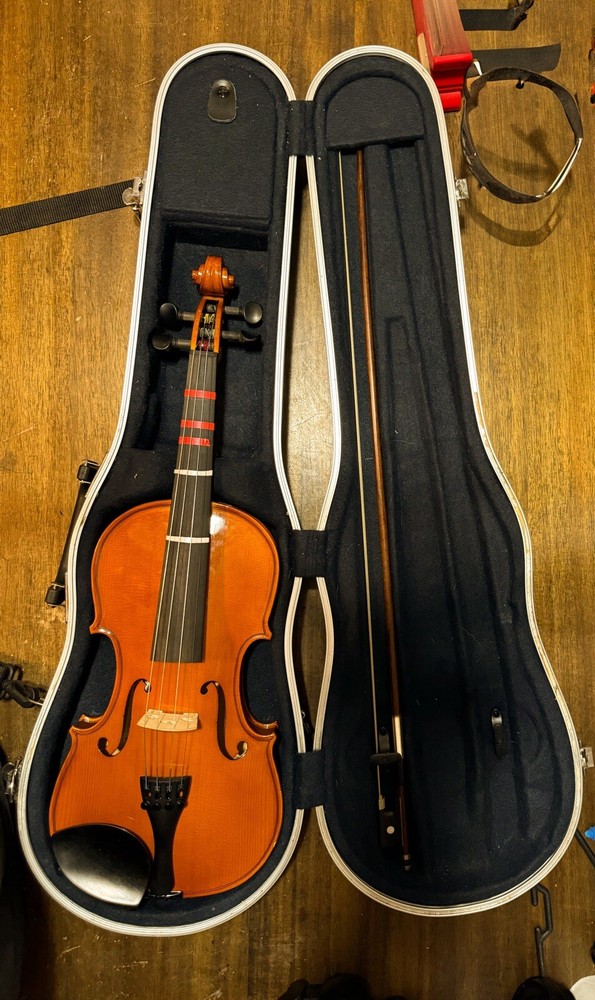 Yamaha Model V3 No. 14442 4/4 Violin